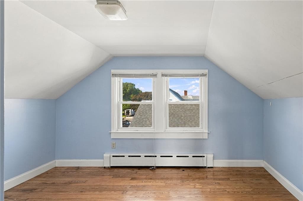 Single Family Residence at 136 Durfee Road, Tiverton, photo 19 of 39
