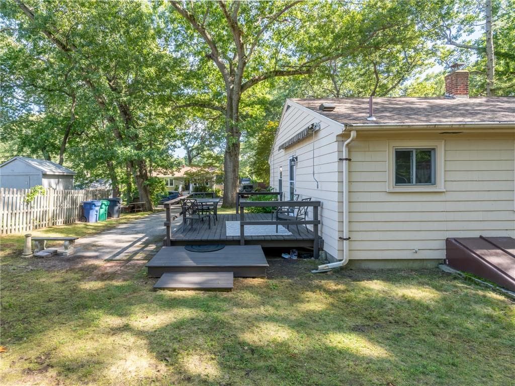 Single Family Residence at 133 Inman Avenue, Warwick, photo 25 of 31