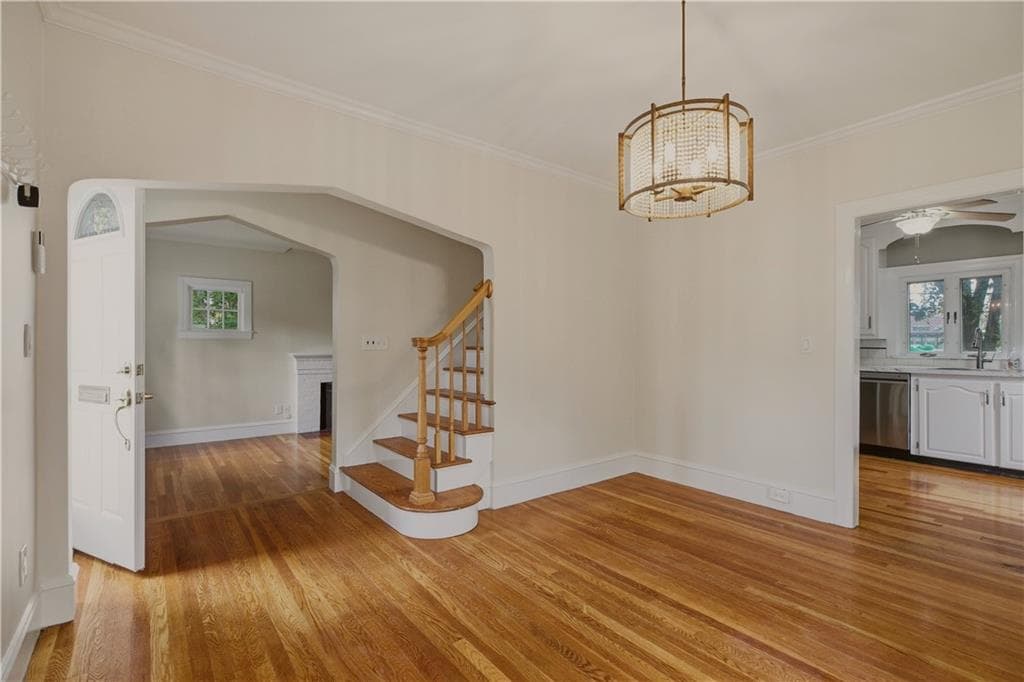 Single Family Residence at 10 Loxley Road, Providence, photo 5 of 34