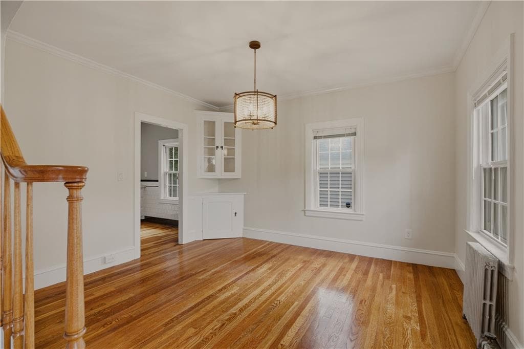 Single Family Residence at 10 Loxley Road, Providence, photo 4 of 34