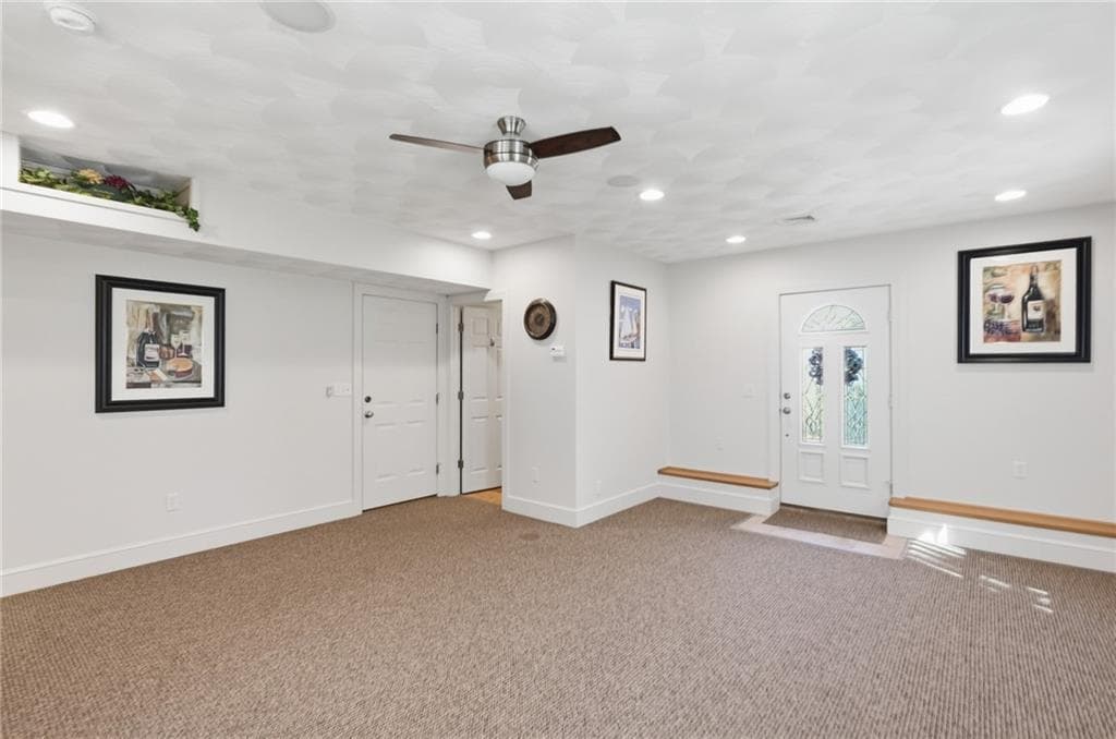 Single Family Residence at 4 Roosevelt Drive, Bristol, photo 41 of 50