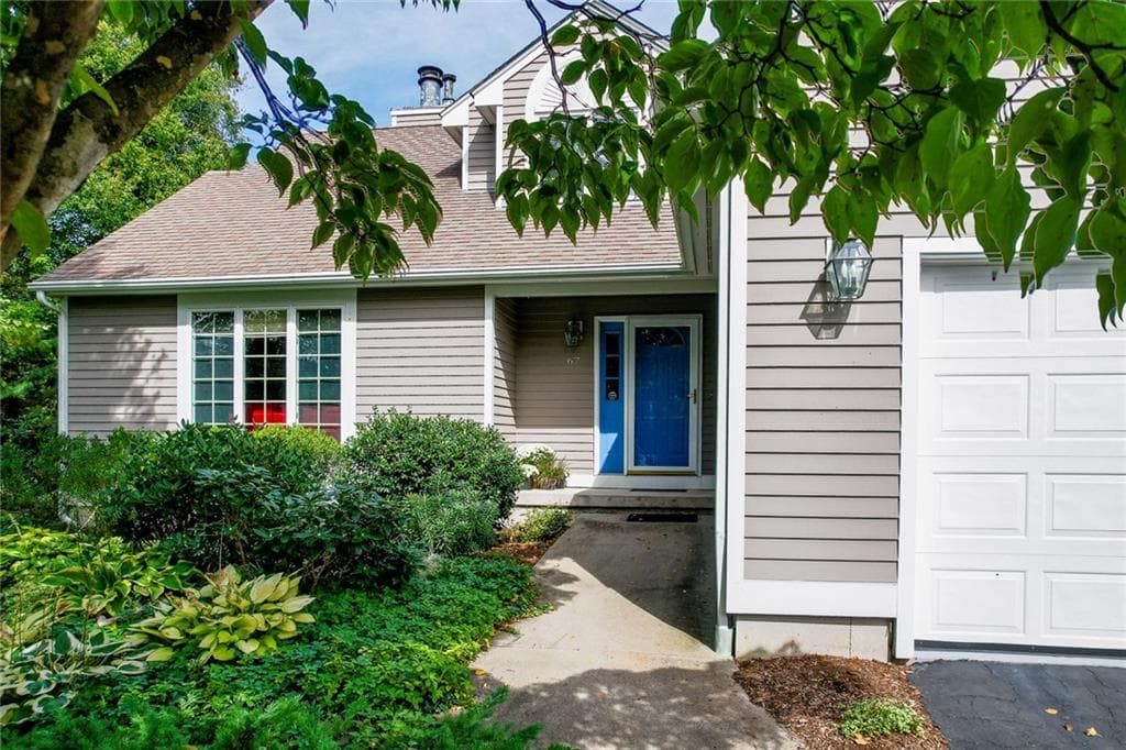Single Family Residence at 67 Earles Court, Narragansett, photo 5 of 50