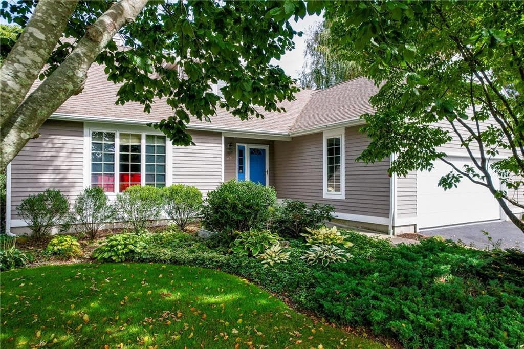 Single Family Residence at 67 Earles Court, Narragansett, photo 4 of 50