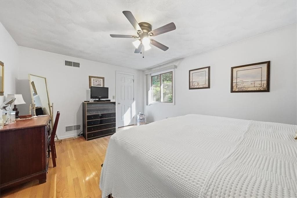 Condominium at 125 Smith Avenue UNIT 5F, Smithfield, photo 28 of 50