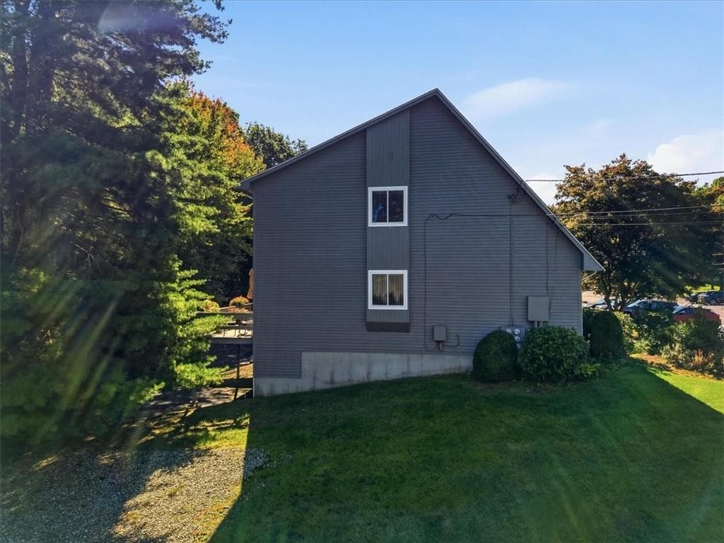 Condominium at 125 Smith Avenue UNIT 5F, Smithfield, photo 45 of 50