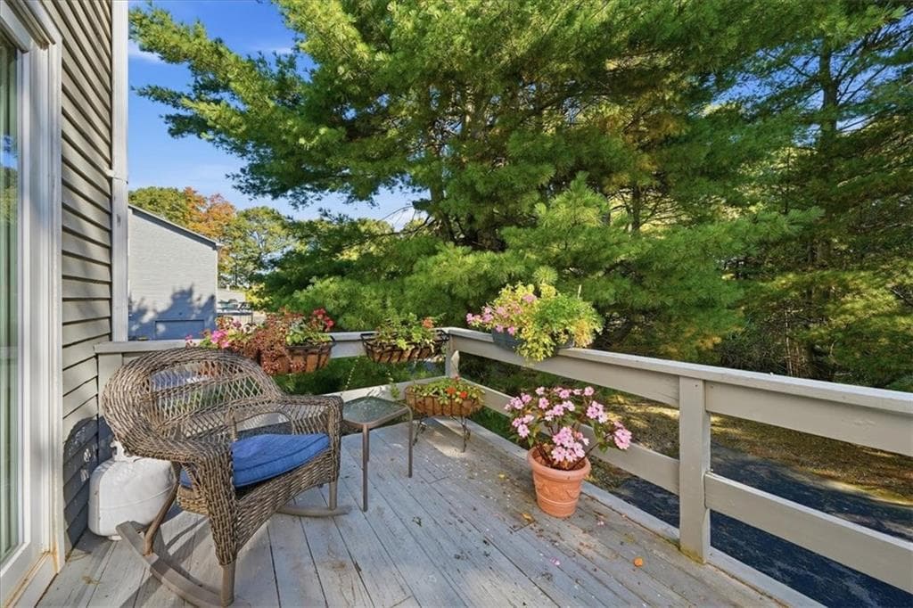 Condominium at 125 Smith Avenue UNIT 5F, Smithfield, photo 21 of 50