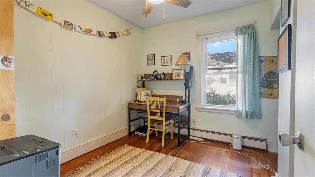 Single Family Residence at 26 Rutherglen Avenue, Providence, photo 14 of 31