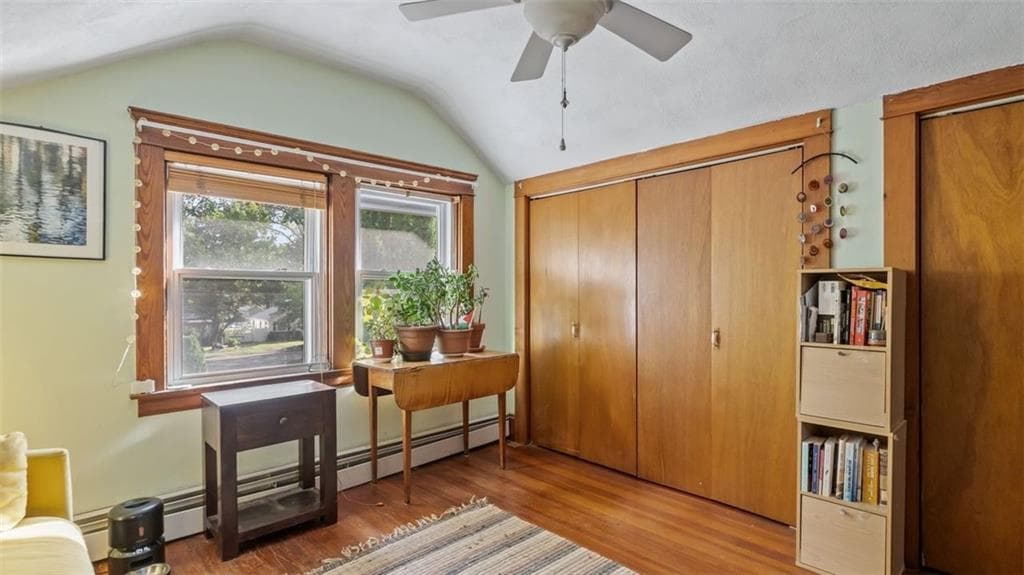 Single Family Residence at 26 Rutherglen Avenue, Providence, photo 19 of 31