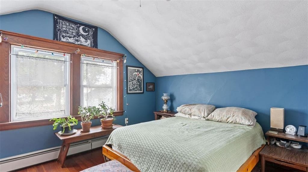 Single Family Residence at 26 Rutherglen Avenue, Providence, photo 25 of 31