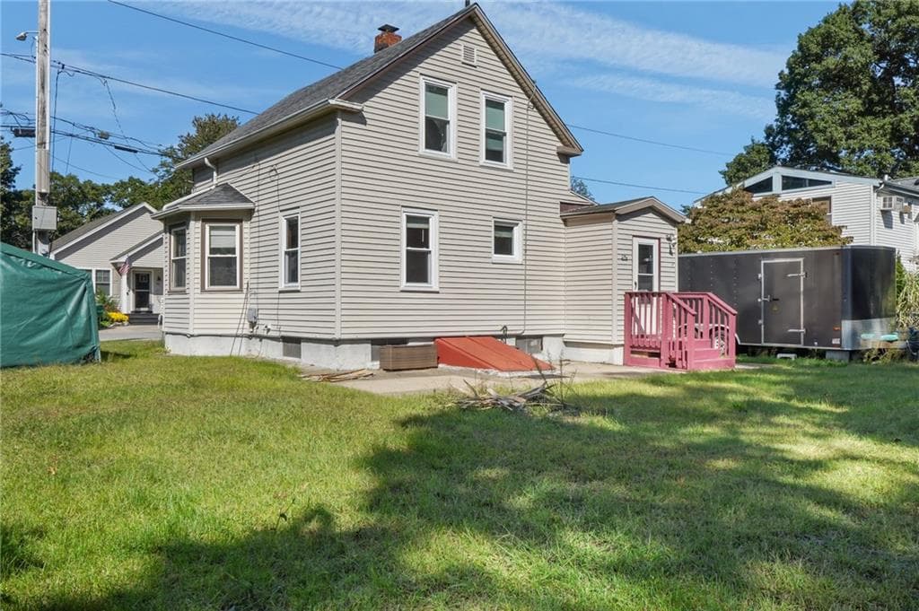 Single Family Residence at 70 Northup Street, Warwick, photo 3 of 29