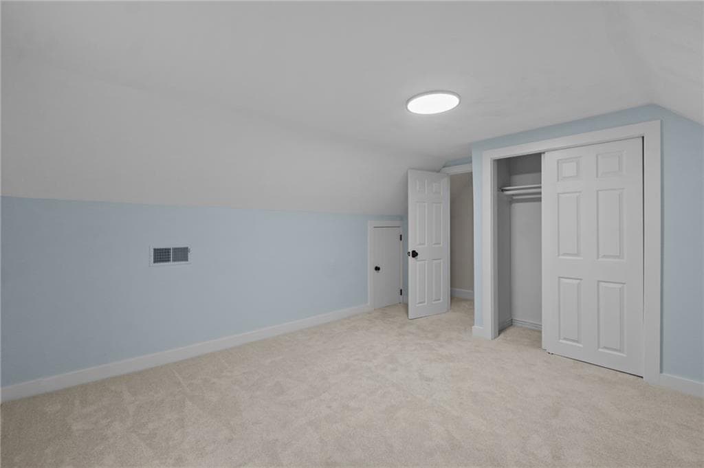 Single Family Residence at 95 Harmony Court, Warwick, photo 22 of 36