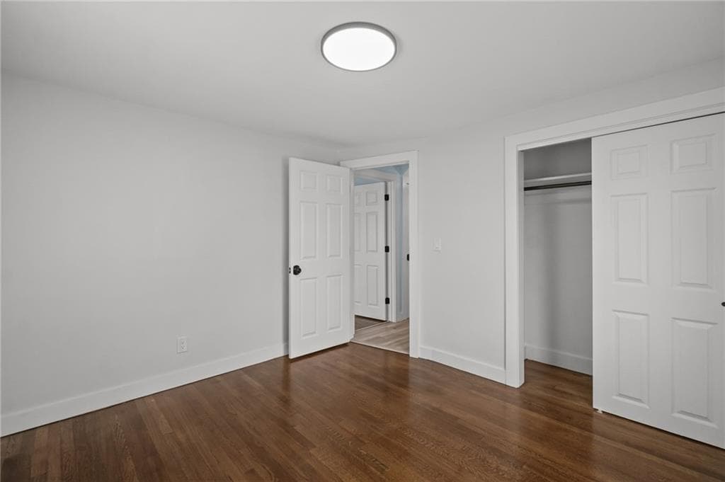 Single Family Residence at 95 Harmony Court, Warwick, photo 18 of 36