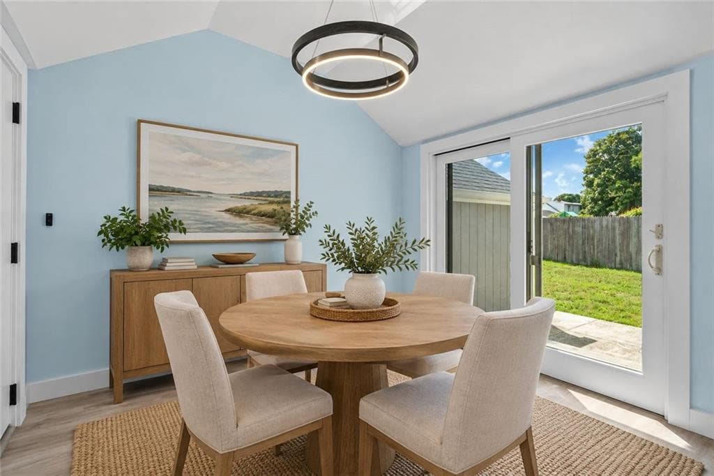 Single Family Residence at 95 Harmony Court, Warwick, photo 8 of 36