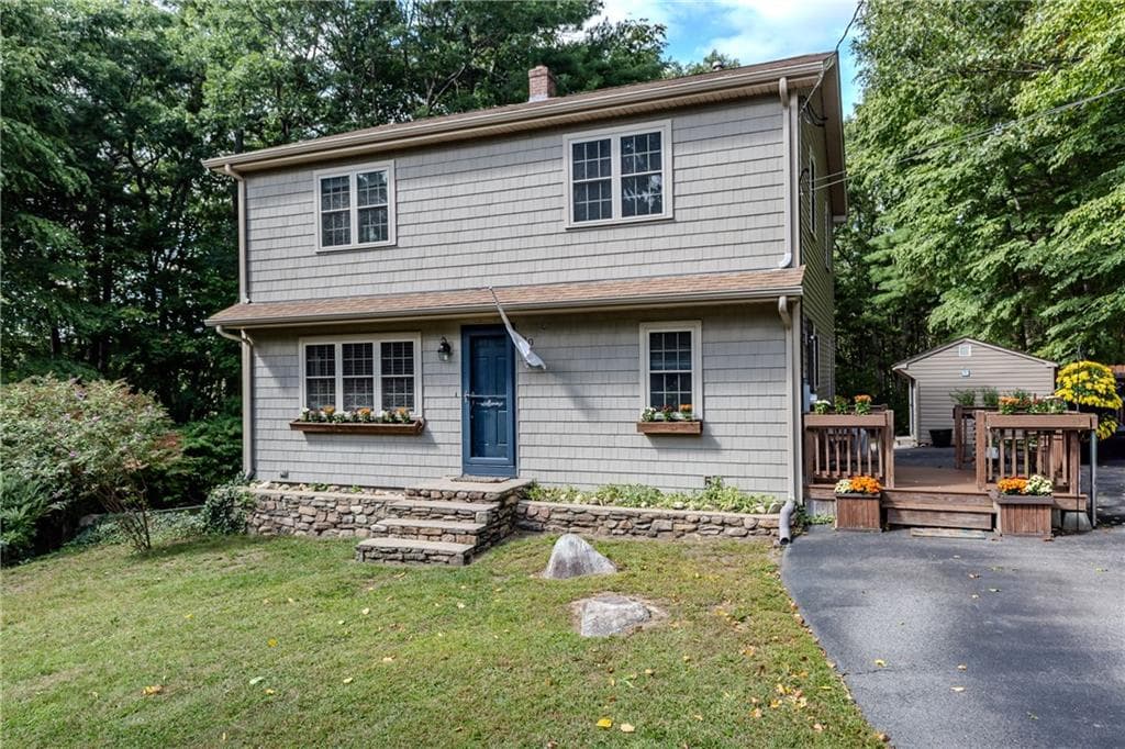 Single Family Residence at 20 Whipple Road, Smithfield, photo 2 of 50