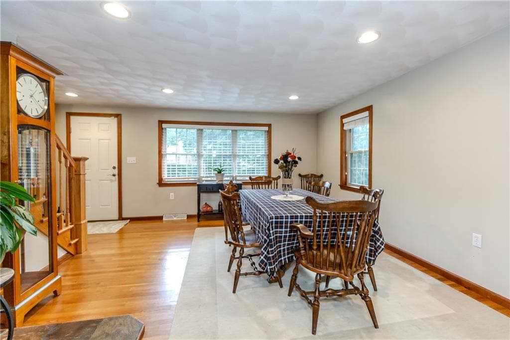 Single Family Residence at 20 Whipple Road, Smithfield, photo 15 of 50