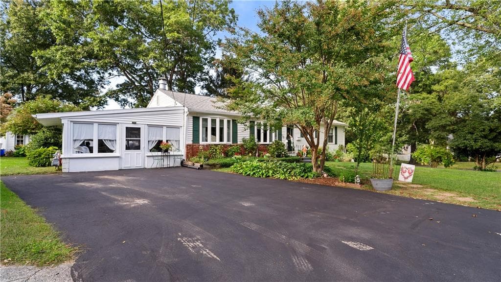 Single Family Residence at 161 Princeton Avenue, Coventry, photo 2 of 43