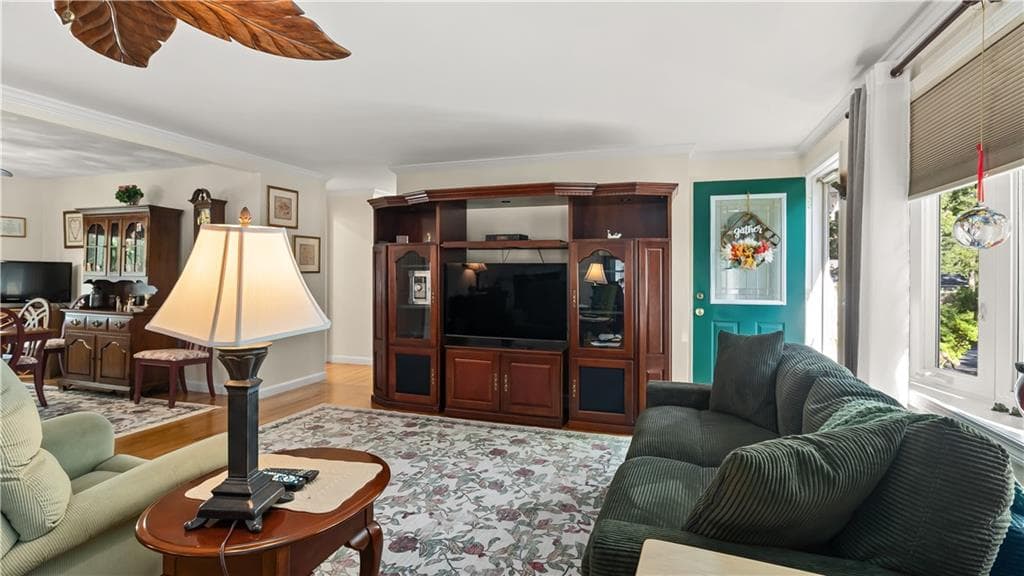 Single Family Residence at 161 Princeton Avenue, Coventry, photo 8 of 43
