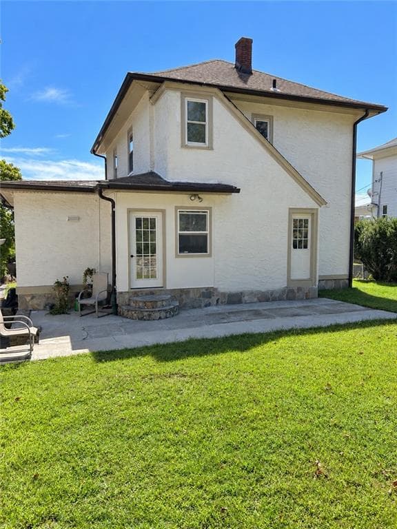 Single Family Residence at 97 Clyde Street, West Warwick, photo 25 of 29
