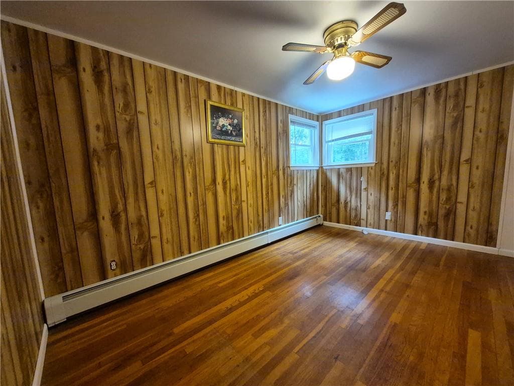 Single Family Residence at 86 Marshall Circle, Coventry, photo 14 of 23