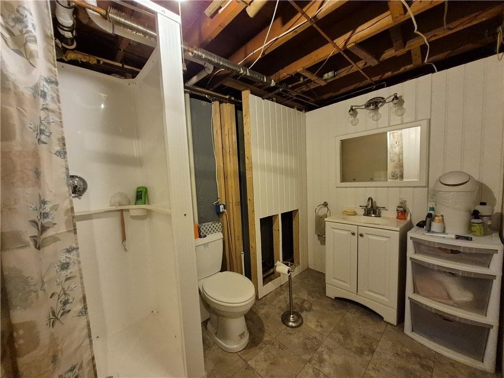 Single Family Residence at 86 Marshall Circle, Coventry, photo 21 of 23