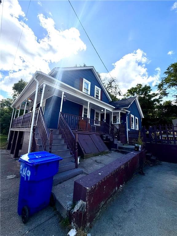 Single Family Residence at 249 Pleasant Street, Pawtucket, photo 2 of 10