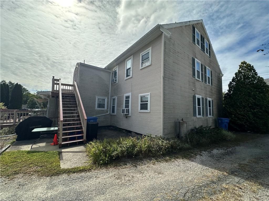 Multi Family at 77 79 Main Street, Lincoln, photo 5 of 37