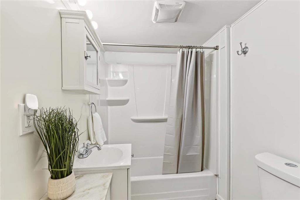 Single Family Residence at 40 Boyce Avenue, Barrington, photo 28 of 38