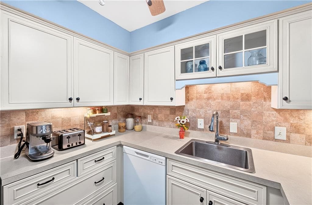 Condominium at 23 School Street UNIT 6W, Westerly, photo 12 of 33