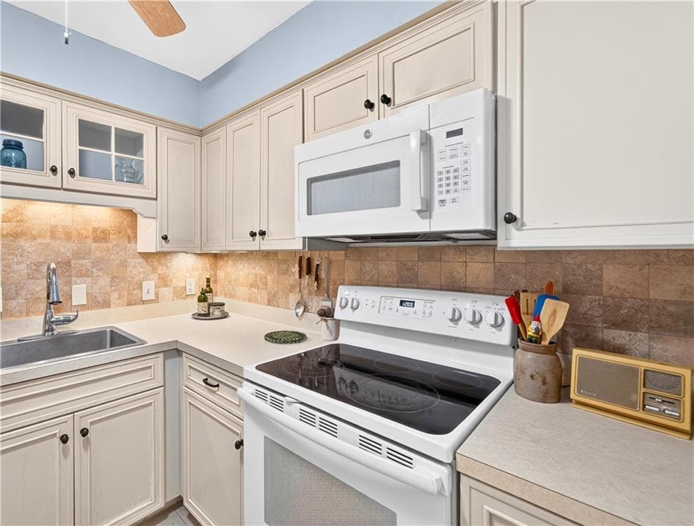 Condominium at 23 School Street UNIT 6W, Westerly, photo 11 of 33