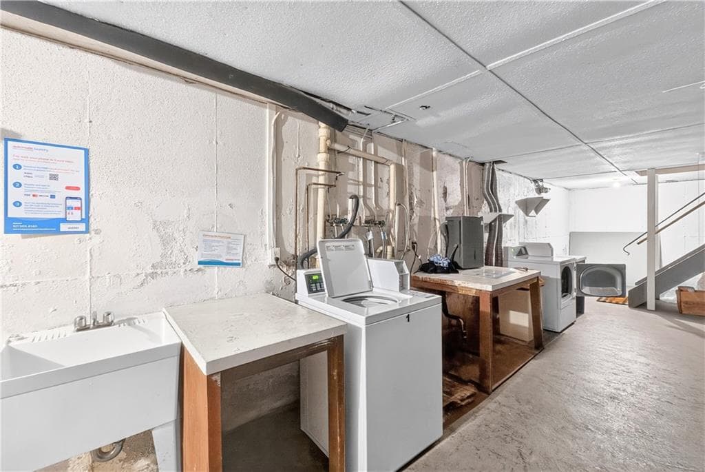 Condominium at 23 School Street UNIT 6W, Westerly, photo 31 of 33