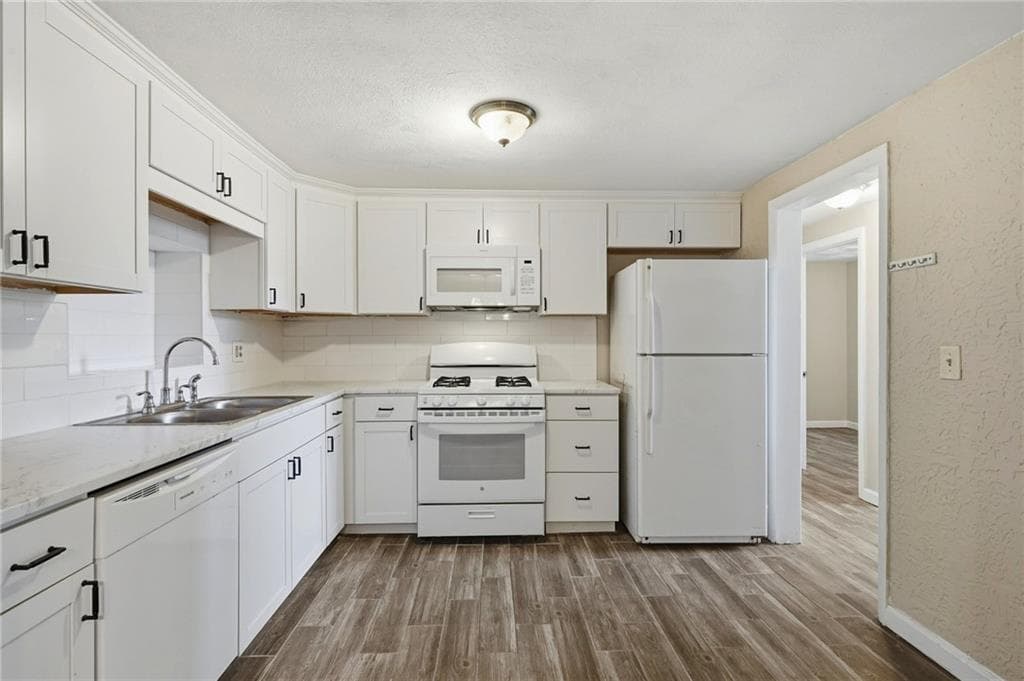 Multi Family at 213 Villa Avenue, North Providence, photo 33 of 50