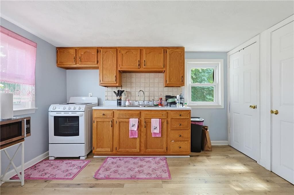 Multi Family at 47 Sibyl Street, Providence, photo 3 of 14