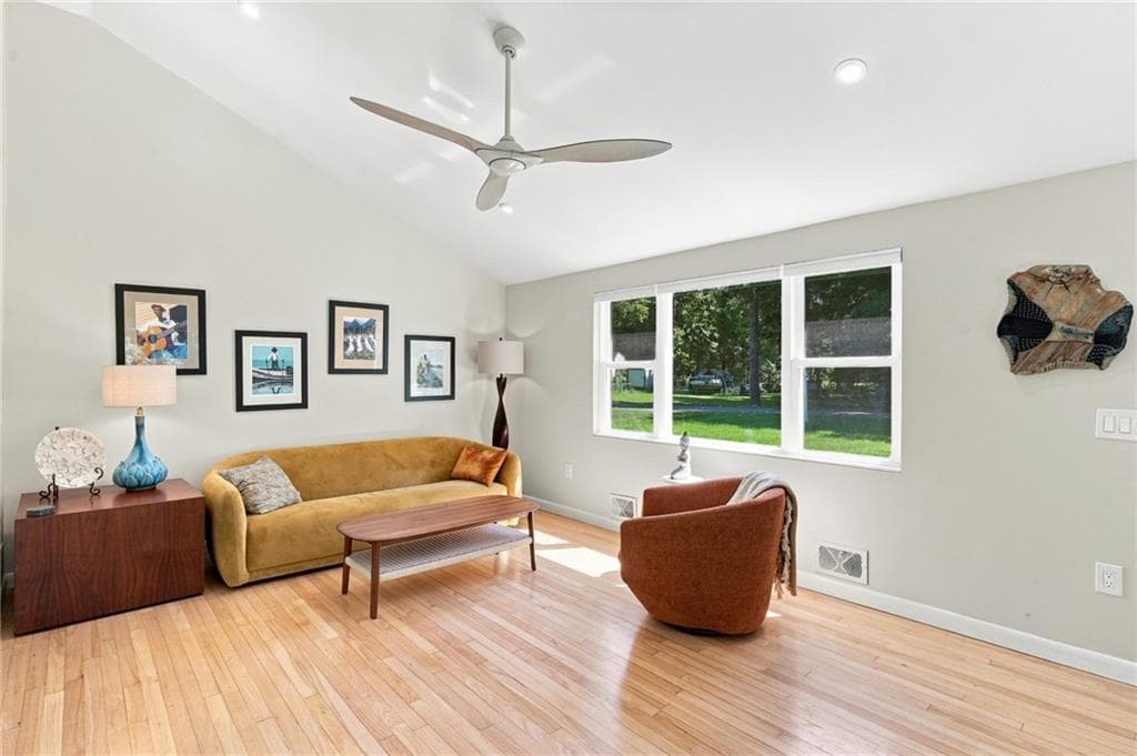 Single Family Residence at 42 Sherman Avenue, South Kingstown, photo 16 of 32