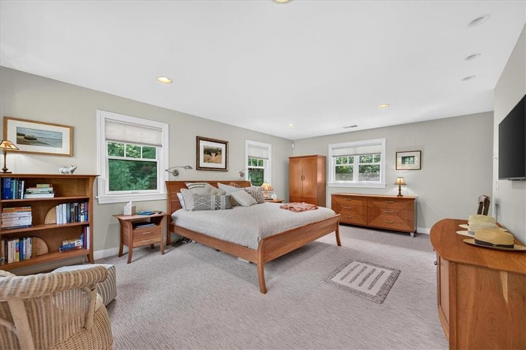 Single Family Residence at 10 Pinecrest Road, Richmond, photo 22 of 50