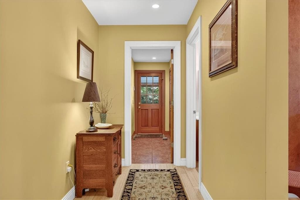 Single Family Residence at 10 Pinecrest Road, Richmond, photo 19 of 50