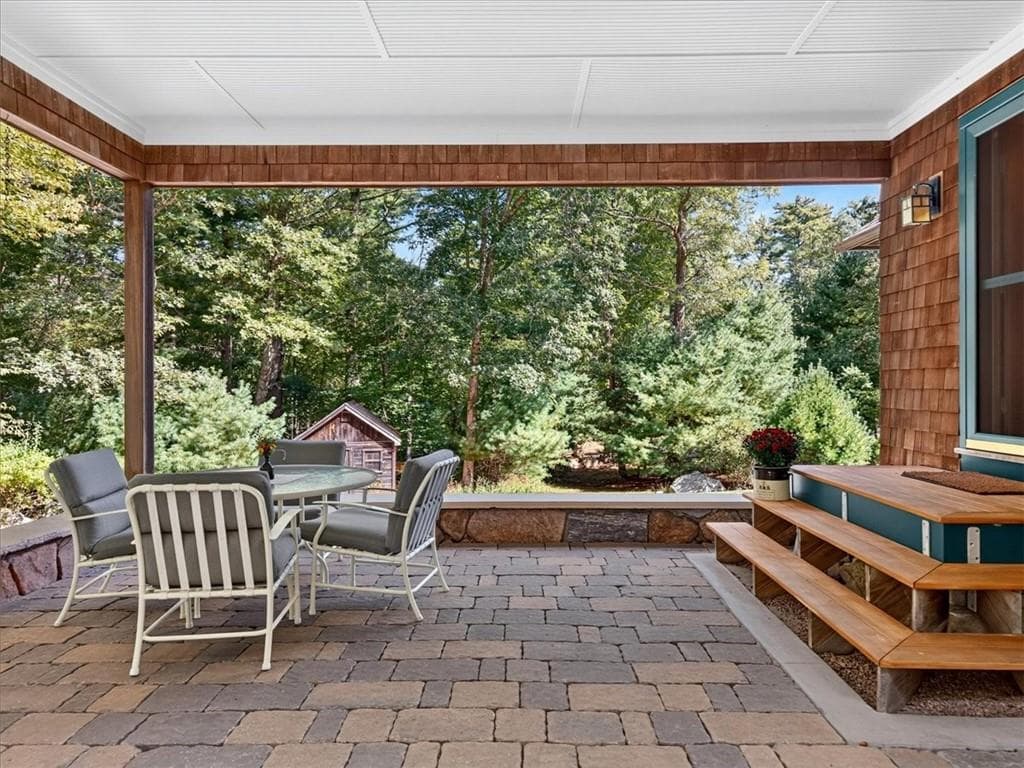 Single Family Residence at 10 Pinecrest Road, Richmond, photo 39 of 50