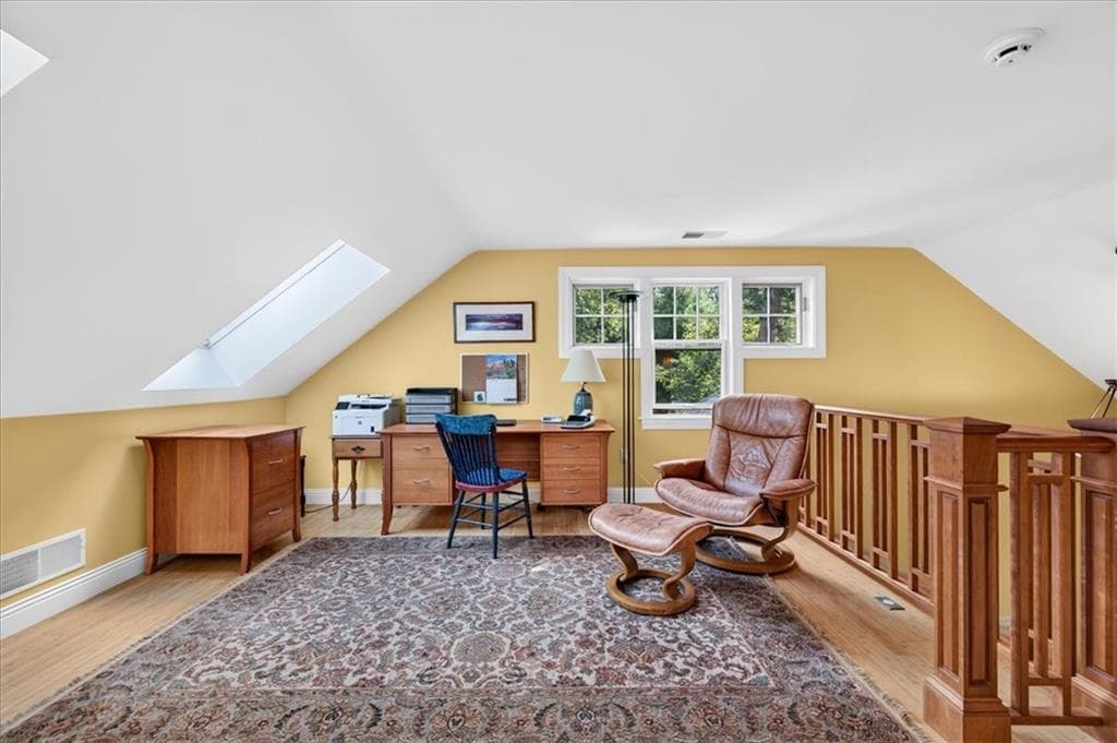 Single Family Residence at 10 Pinecrest Road, Richmond, photo 29 of 50