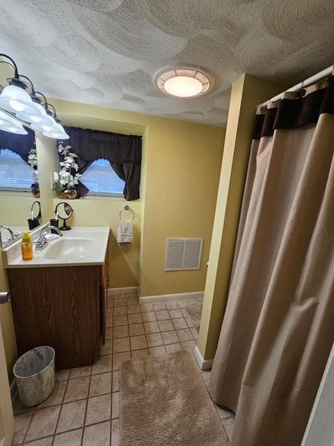 Single Family Residence at 94 Coolspring Drive, Cranston, photo 27 of 31