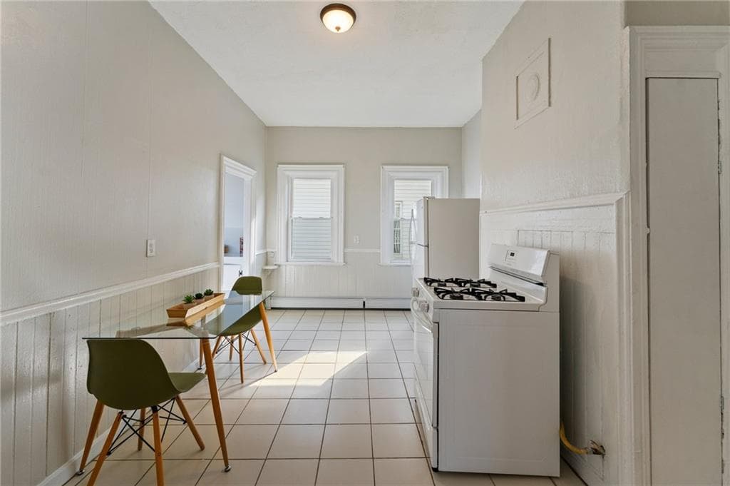 Multi Family at 1165 Chalkstone Avenue, Providence, photo 17 of 50