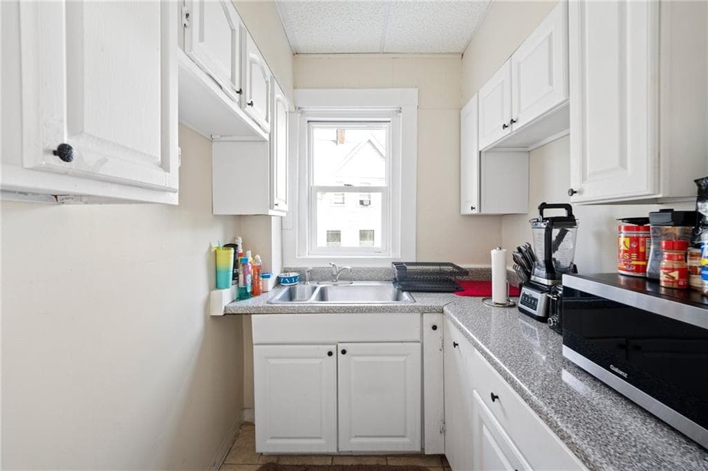 Multi Family at 1165 Chalkstone Avenue, Providence, photo 41 of 50