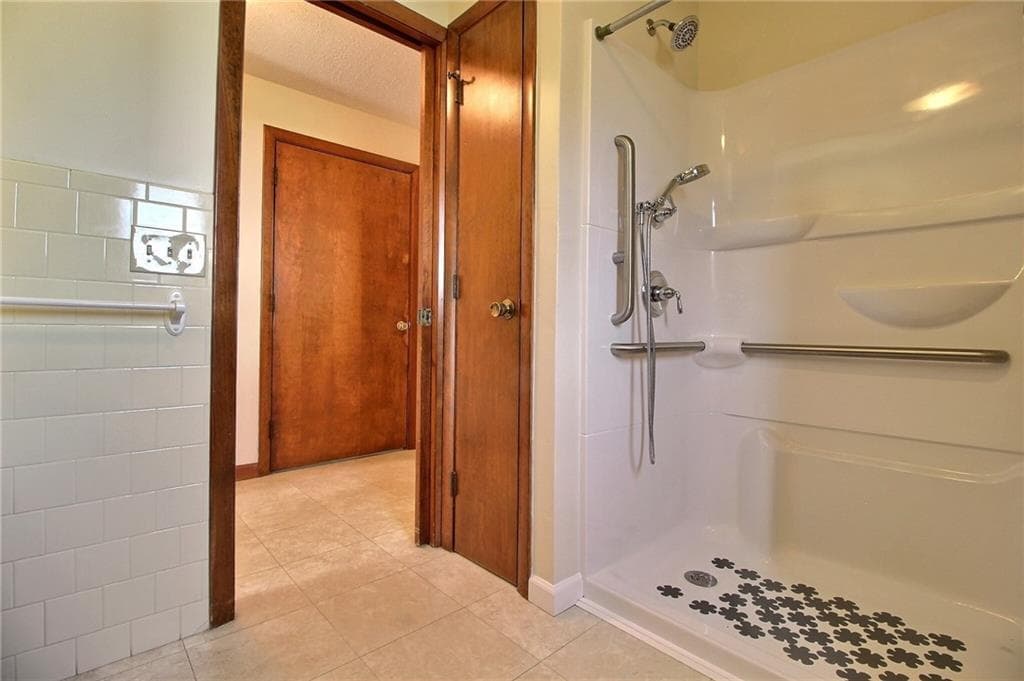 Single Family Residence at 2 Jana Road, Westerly, photo 24 of 26