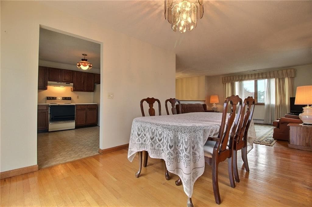 Single Family Residence at 2 Jana Road, Westerly, photo 10 of 26