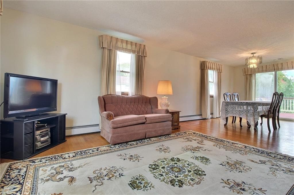 Single Family Residence at 2 Jana Road, Westerly, photo 8 of 26