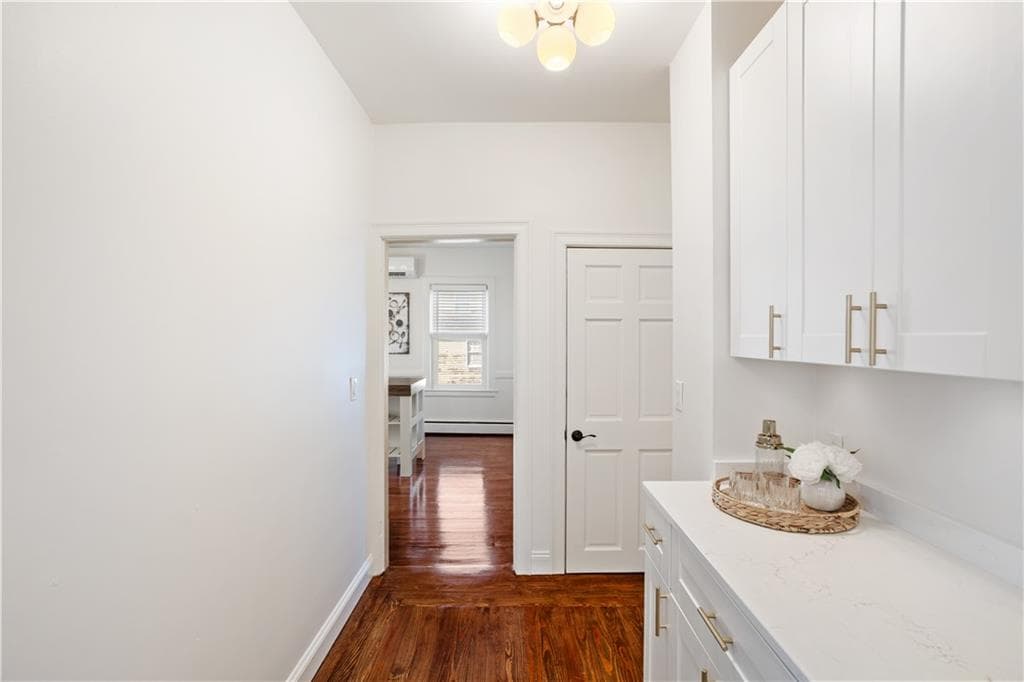 Condominium at 37 Lincoln Avenue UNIT 1, Bristol, photo 11 of 33