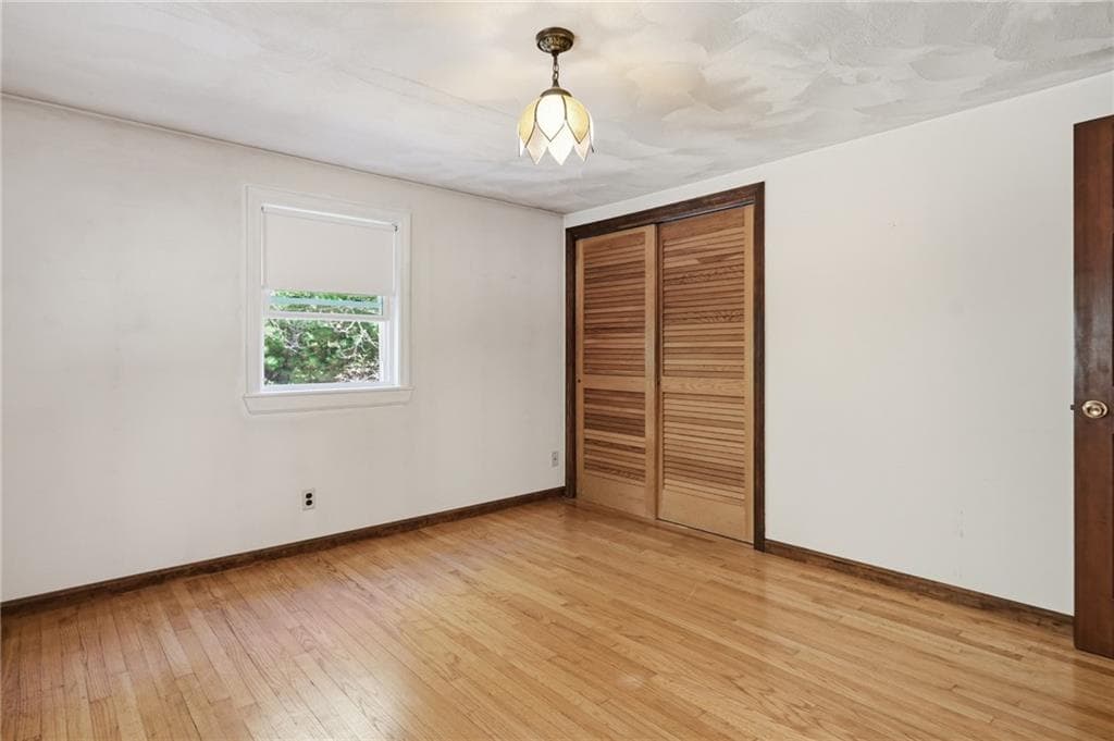 Single Family Residence at 19 Crestwood Drive, Richmond, photo 29 of 42