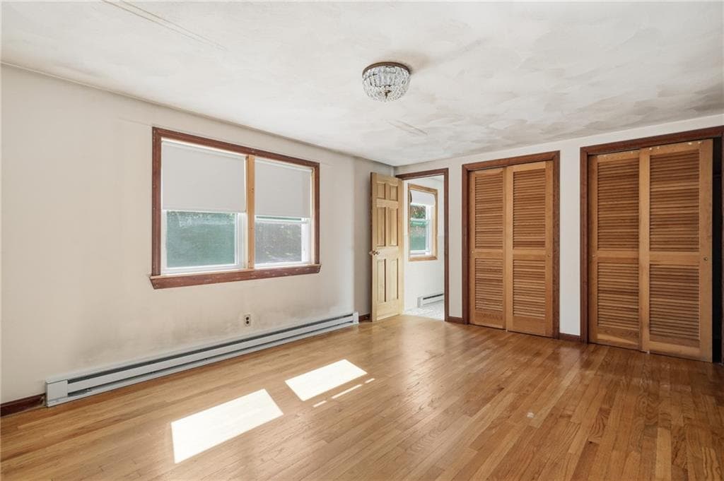 Single Family Residence at 19 Crestwood Drive, Richmond, photo 21 of 42