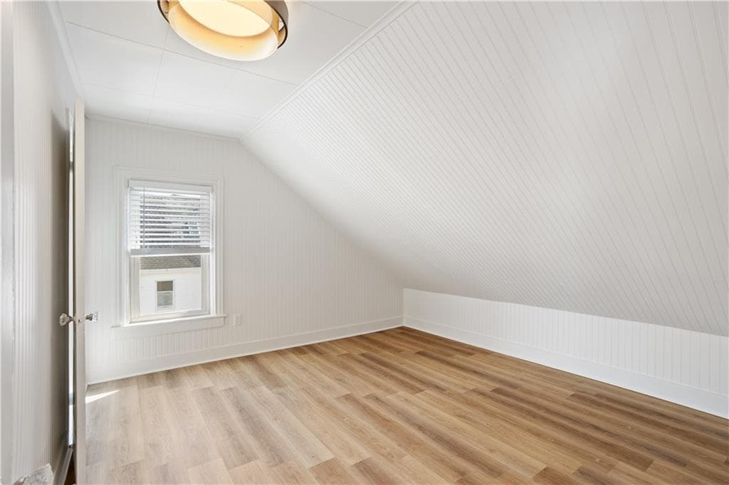 Condominium at 37 Lincoln Avenue UNIT 3, Bristol, photo 14 of 23