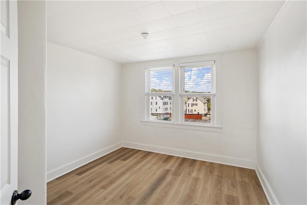 Condominium at 37 Lincoln Avenue UNIT 3, Bristol, photo 18 of 23