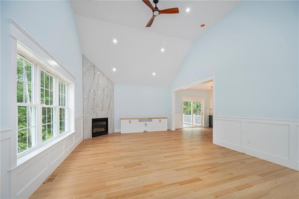 Single Family Residence at 200 Nipmuc Road, Scituate, photo 7 of 48