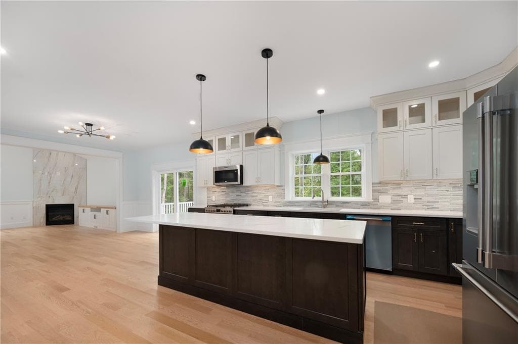 Single Family Residence at 200 Nipmuc Road, Scituate, photo 9 of 48